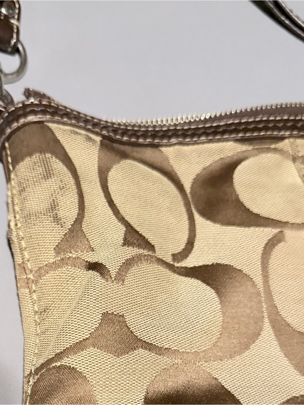✨VINTAGE✨ Coach Signature Canvas and Leather Shoulder Bag - Picture 13 of 16